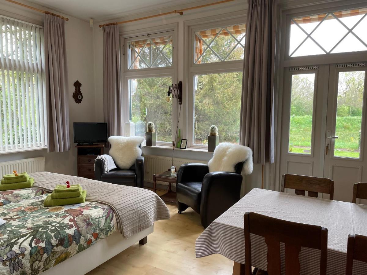 B&B De Zulthe Roden Bagian luar foto