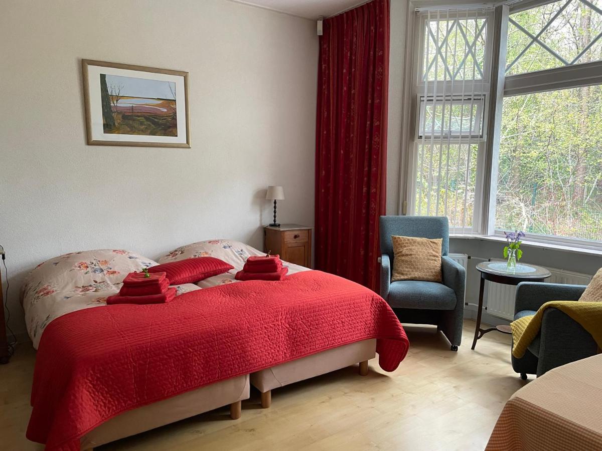 B&B De Zulthe Roden Bagian luar foto