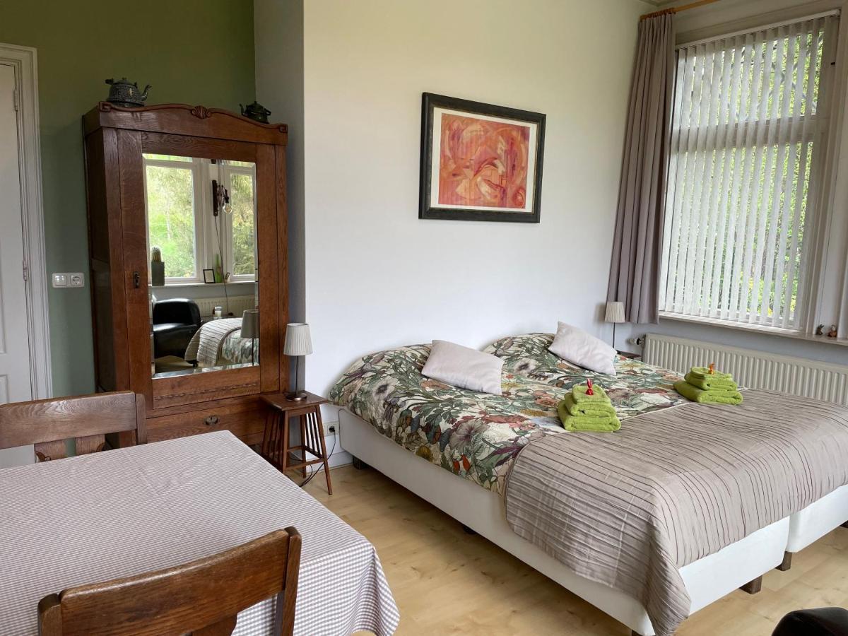 B&B De Zulthe Roden Bagian luar foto